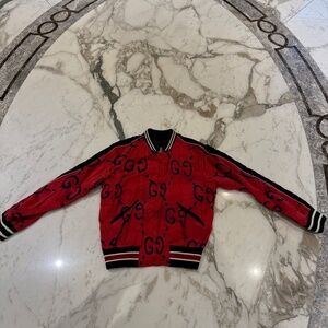Gucci Mens Jacket, Size large, Nylon material